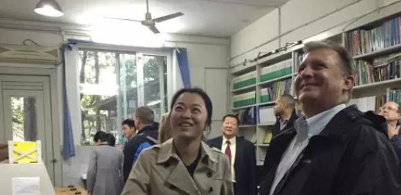 都江堰光亚学校