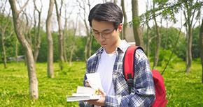 应届毕业生