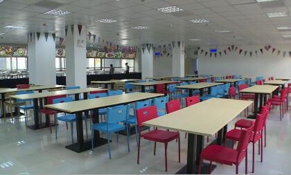 昆山美华学校学生食堂