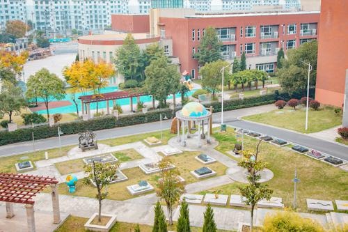 句容碧桂园学校