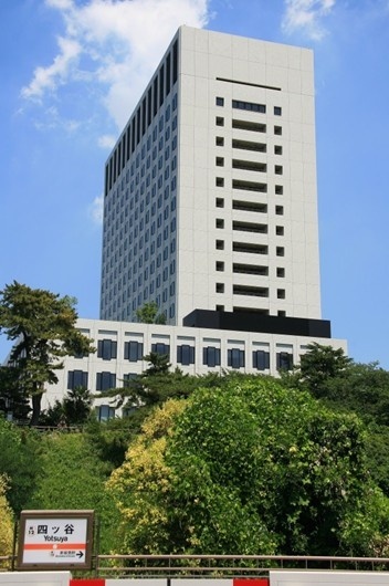 上智大学