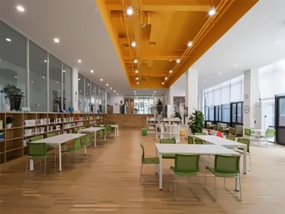 凯文国际音乐班教学楼内