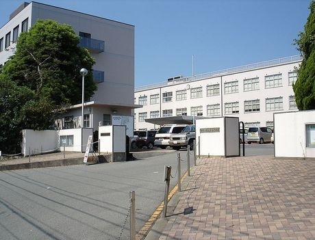 宇部工业高等专门学校