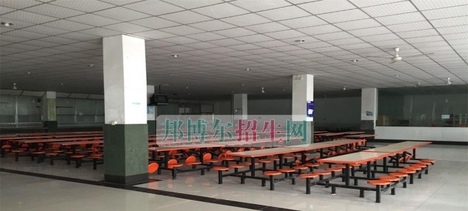 成都信息技术学校宿舍条件
