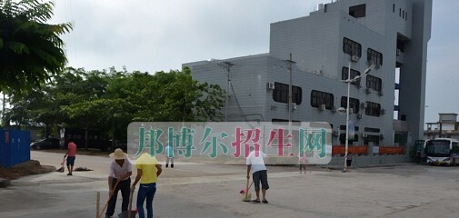 海南农垦卫生学校