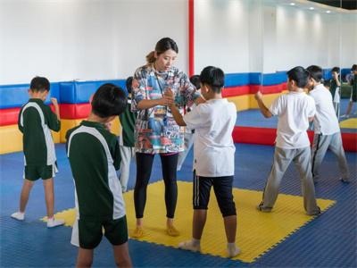 北京外国语大学附属杭州橄榄树学校