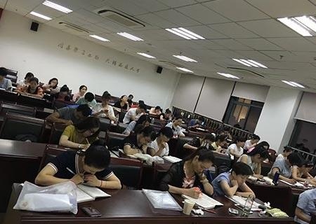 教学场景