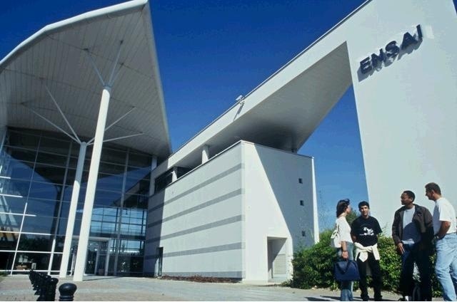 国立信息统计与分析学校