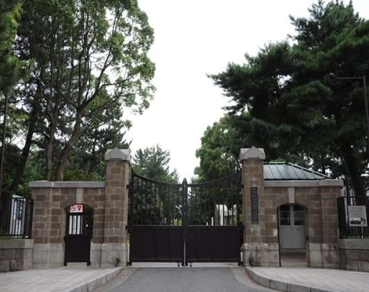 九州工业大学