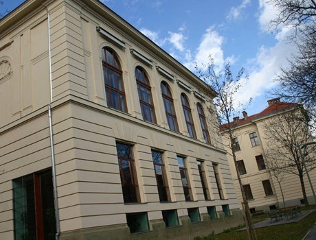 施泰尔马克师范学院