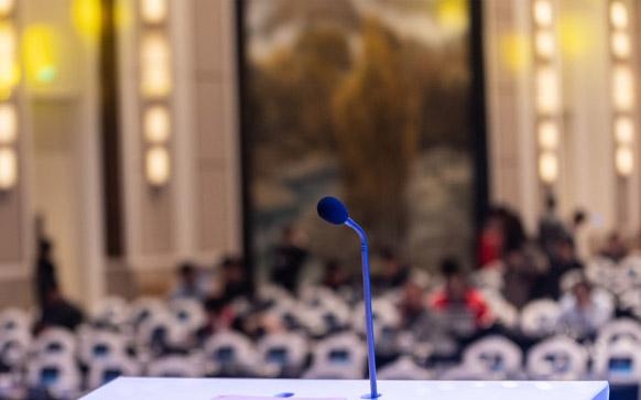 学习演讲的互动技巧