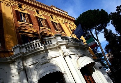 国际社会科学自由大学