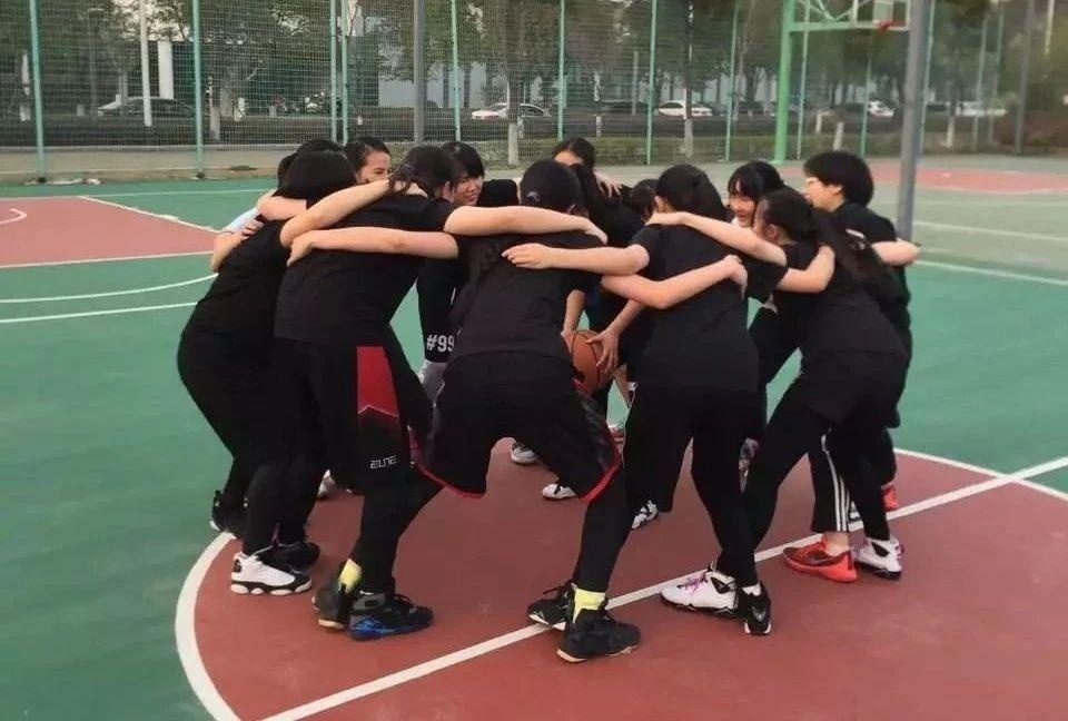 领科篮球队.jpg