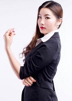 株洲新时代化妆学校美容老师黄小凤