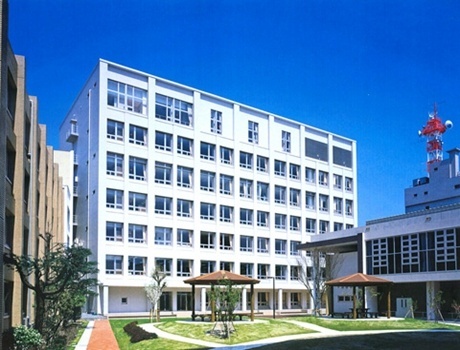 鹿儿岛女子短期大学