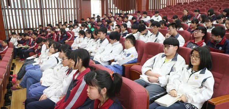 江苏吴江中等专业学校