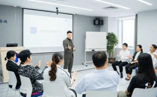 镇江新励成口才培训