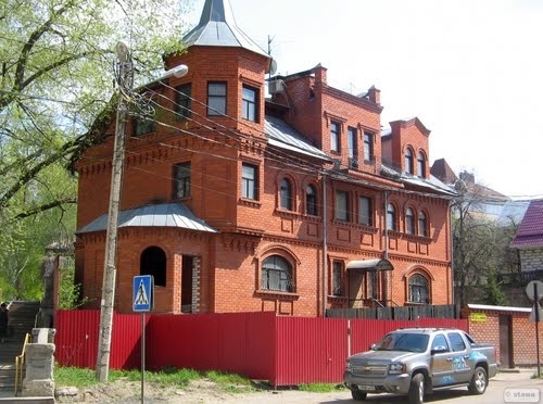 沃罗涅日经济与管理学院