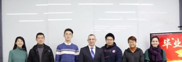 爱博伦国际公学初中部2020年招生办