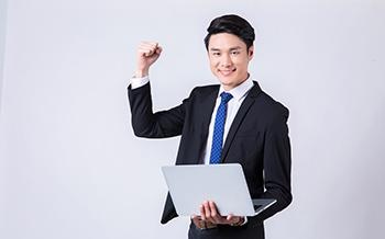 想要追求更高职位和高薪的人员