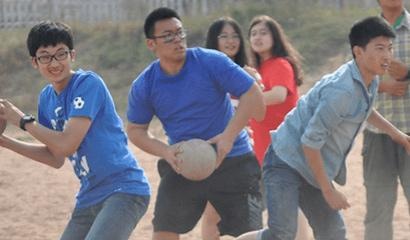 大连美国国际学校