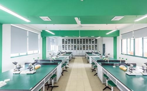 上海市燎原双语学校