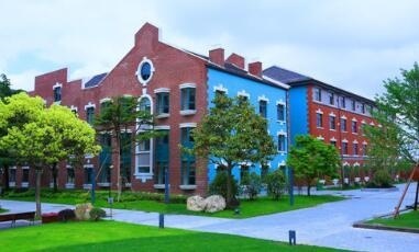 上海新纪元双语学校