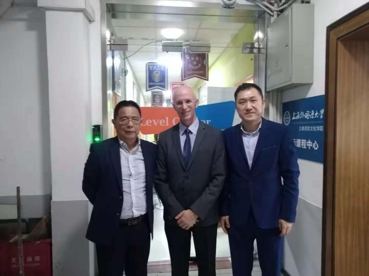 爱德思国际认证大中华区总监到访上外立泰A Level中心.jpg