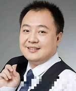董佳傲