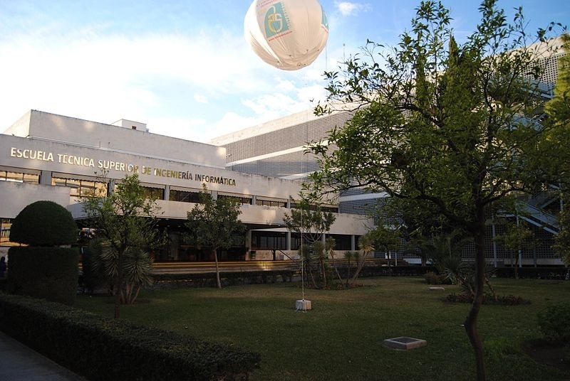 塞维利亚大学