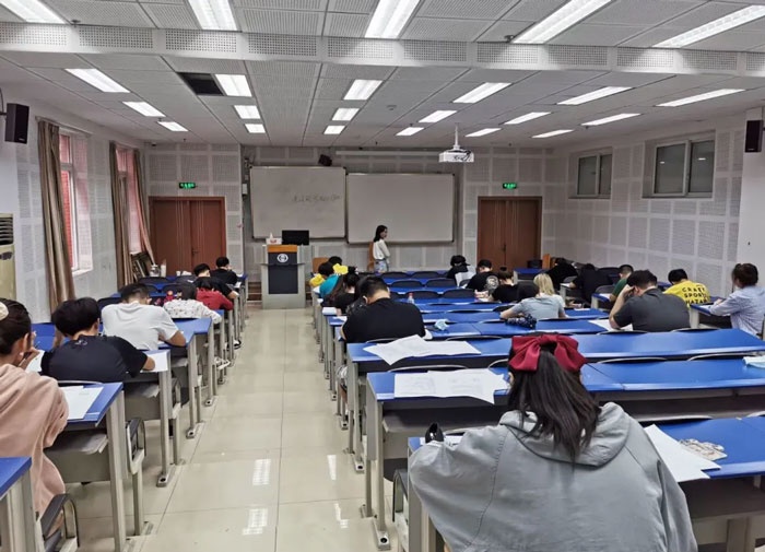 四川外国语大学国际教育学院
