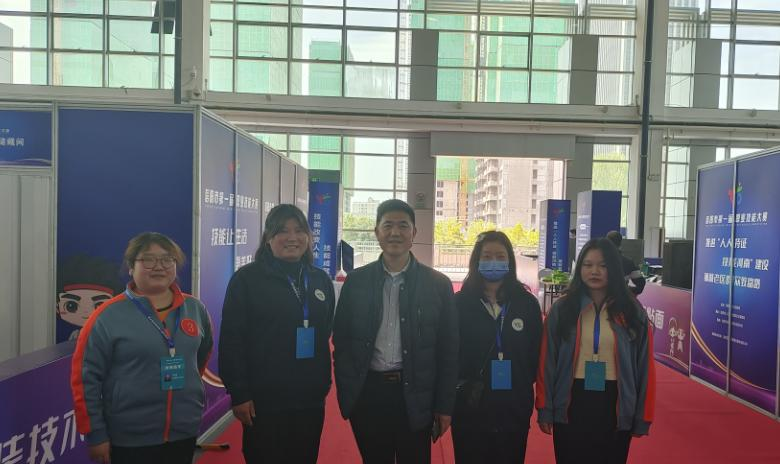 河南信阳航空服务学校