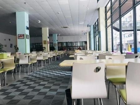 学生食堂.jpg