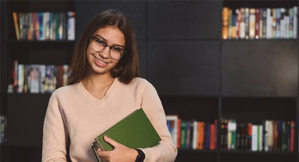 贵定中等职业学校