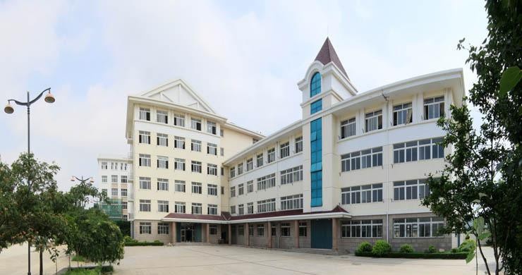 西河职业中学