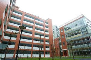 牛津国际公学成都学校学费