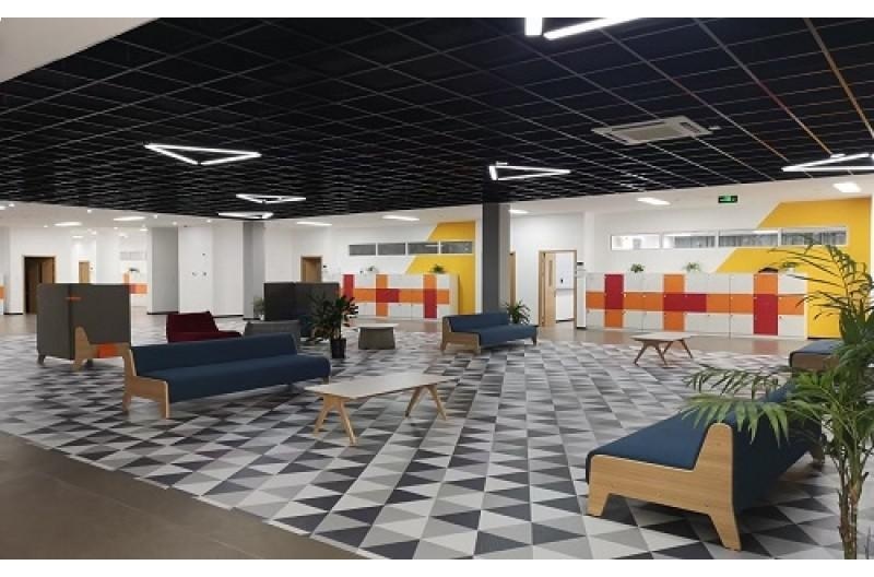 上海建桥国际高中