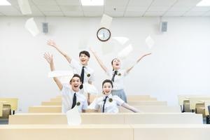 通过考试