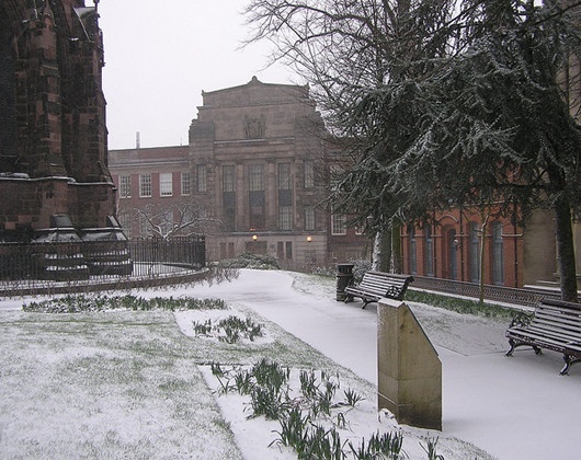 伍尔弗汉普顿大学