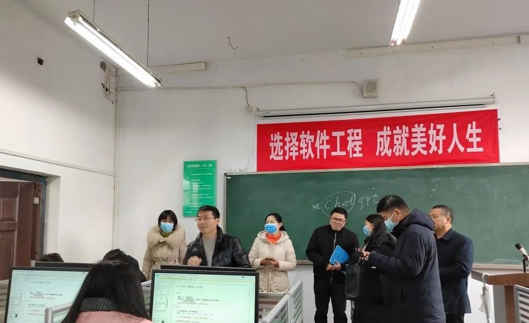 随州机电工程学校