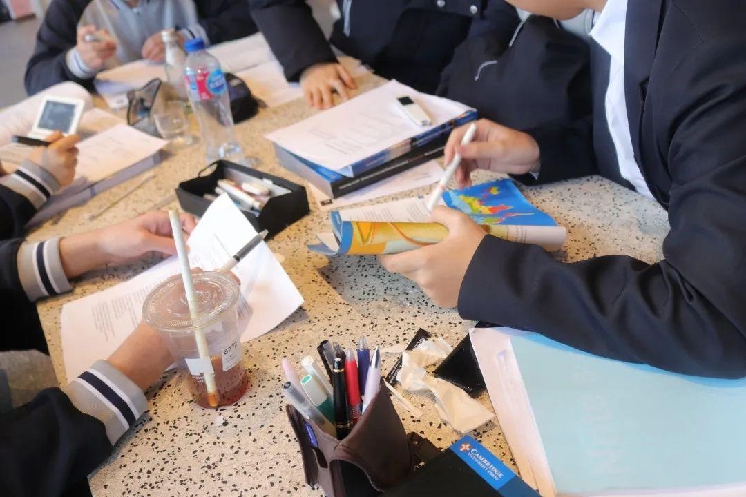 咖啡厅的PPA新生.jpg