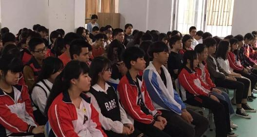 湛江市纺织服装职业学校地址在哪里