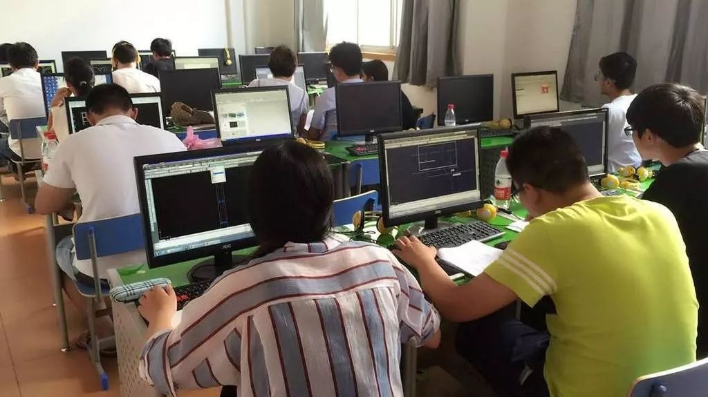 学校环境