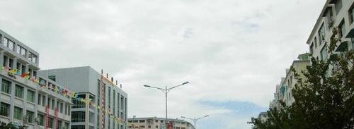 开阳县职业技术学校