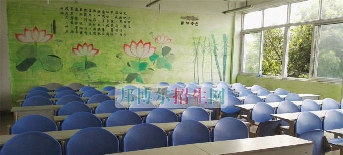成都信息技术学校招生办