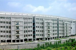 济南大学出国留学校园环境多媒体教学楼