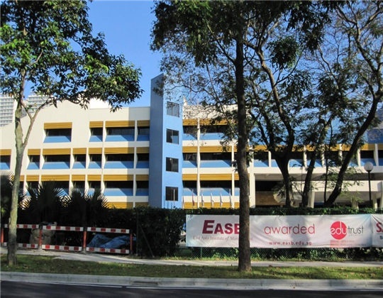 新加坡东亚管理学院