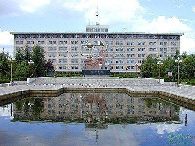 中央财经大学校园风景