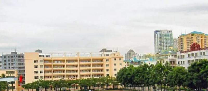 2023三亚市中学招生简章