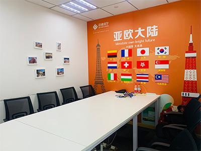 欧洲服务